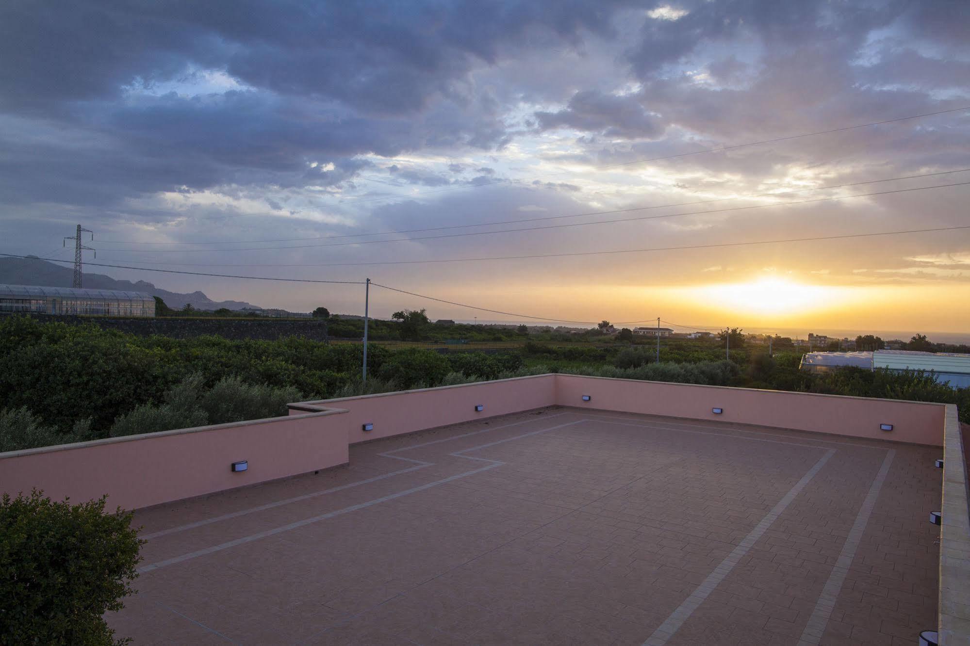 Il Giardino Country Holiday With Pool تاورمينا المظهر الخارجي الصورة