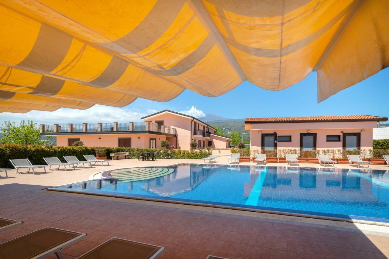 Il Giardino Country Holiday With Pool تاورمينا المظهر الخارجي الصورة