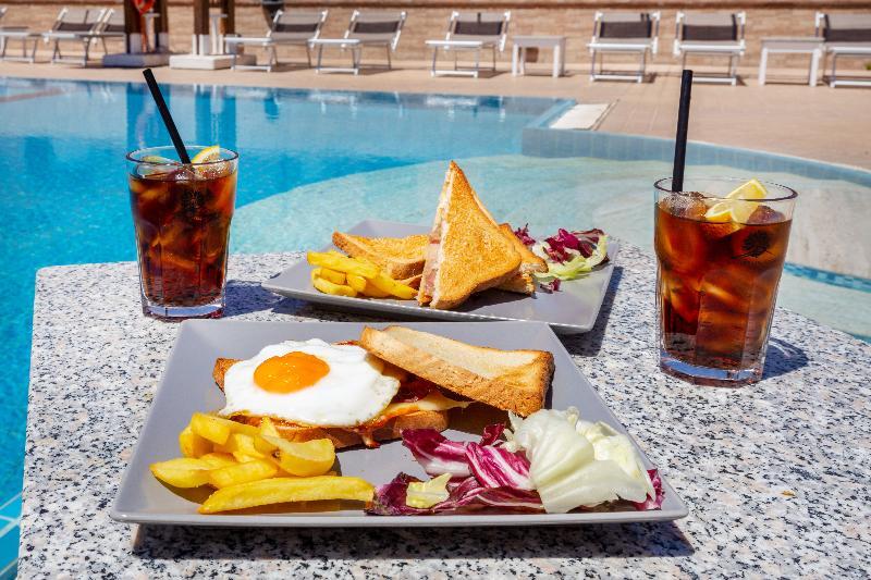Il Giardino Country Holiday With Pool تاورمينا المظهر الخارجي الصورة