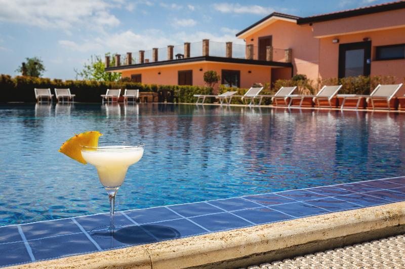 Il Giardino Country Holiday With Pool تاورمينا المظهر الخارجي الصورة